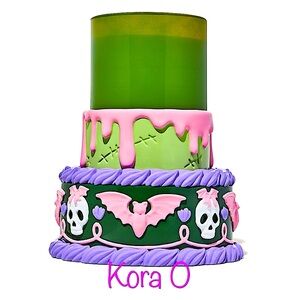 BBB Halloween Cake Candle Holder